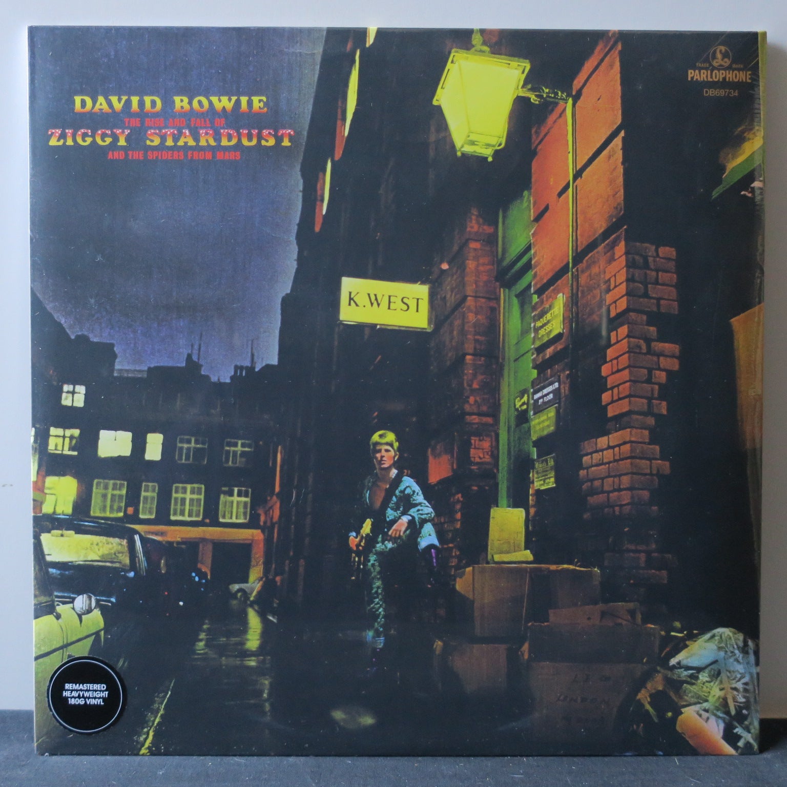 The Rise and Fall of Ziggy Stardust and the Spiders from Mars (Remastered  Version) - Album by David Bowie